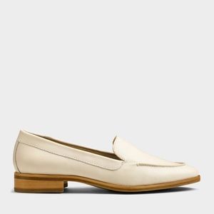 Aerosoles East Side Leather Loafer in Color Bone
